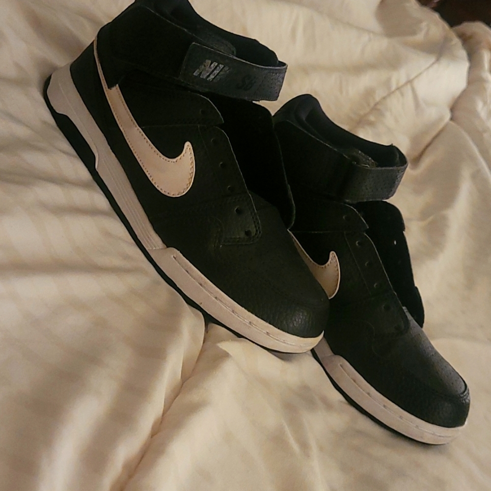 Boys Nike Shoes